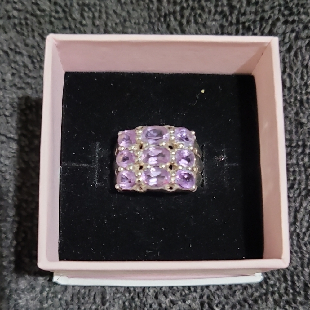 Elegant Silver and Purple Gemstone Ring